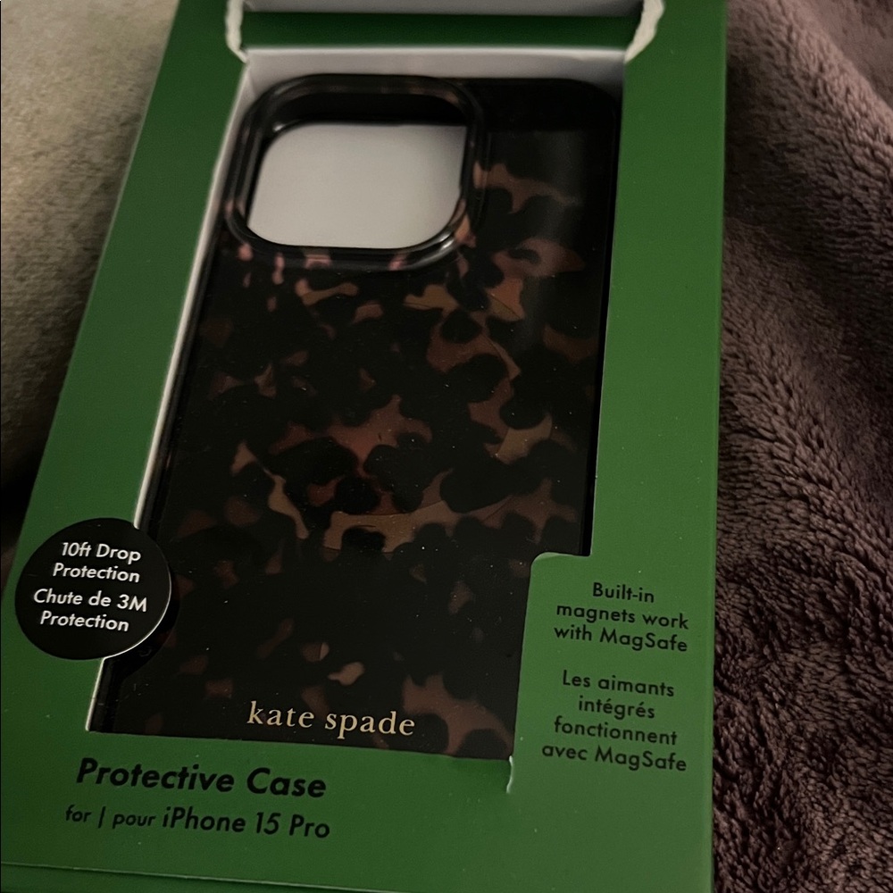 Kate Spade Leopard Print Case for iPhone 15 Pro